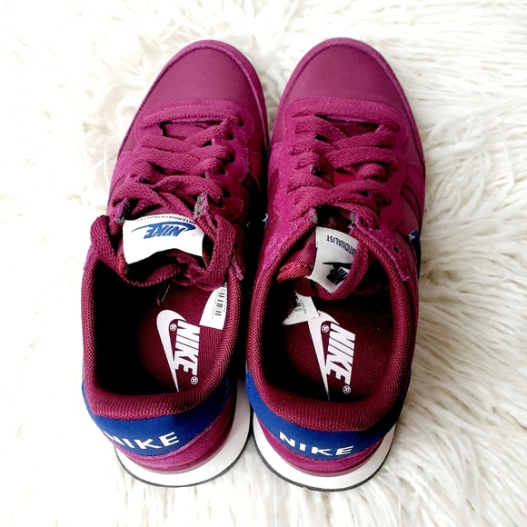 NEW Nike Internationalist True Berry women’s - Picture 2 of 15